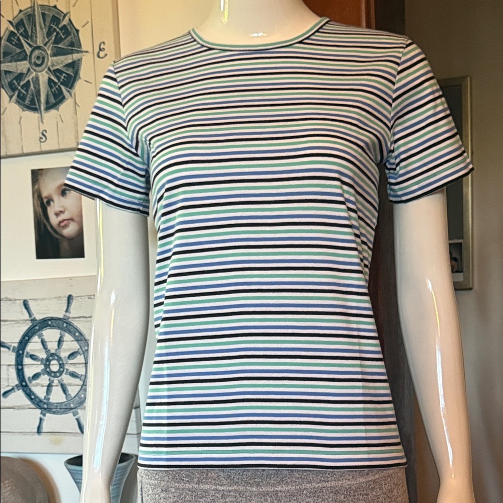 NWT northern reflections size small Striped Women's Top - Blue and White